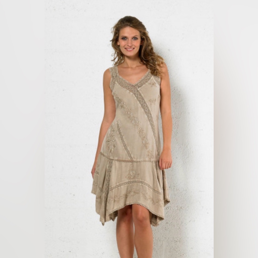 Coline Embroidered Boho Dress Lace Up Back Medium